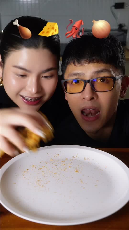 หนังปลากรอบหลายรสชาติ